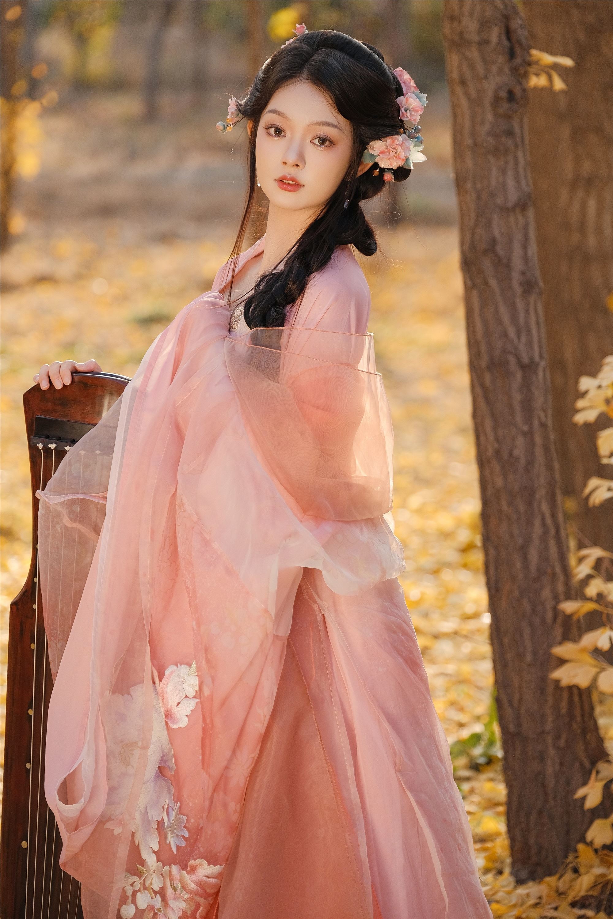 YITUYU艺图语 2025.01.06 秋意浓 秋秋